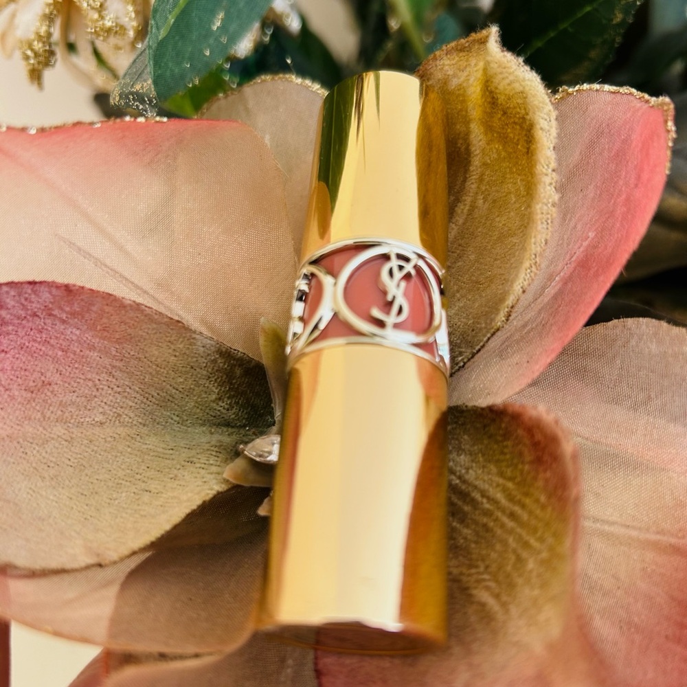Rouge Volupté Shine- Nude Lingerie (150)